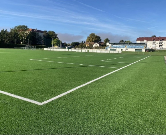 Izgradnja nogometnog igrališta NK Podravina s umjetnom travom u Ludbregu.